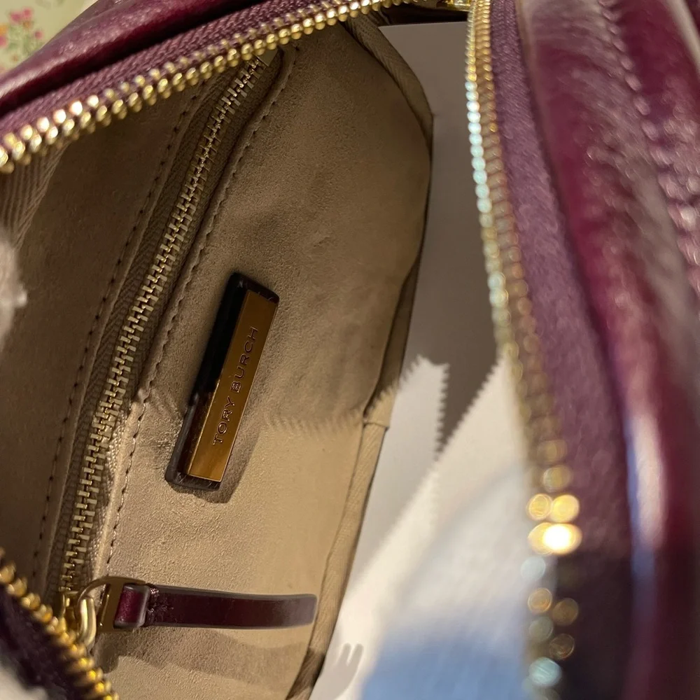 ❌SOLD❌🔥🔥BRANDNEW KIRA CROSSBODY🔥🔥 - Picture 6 of 9